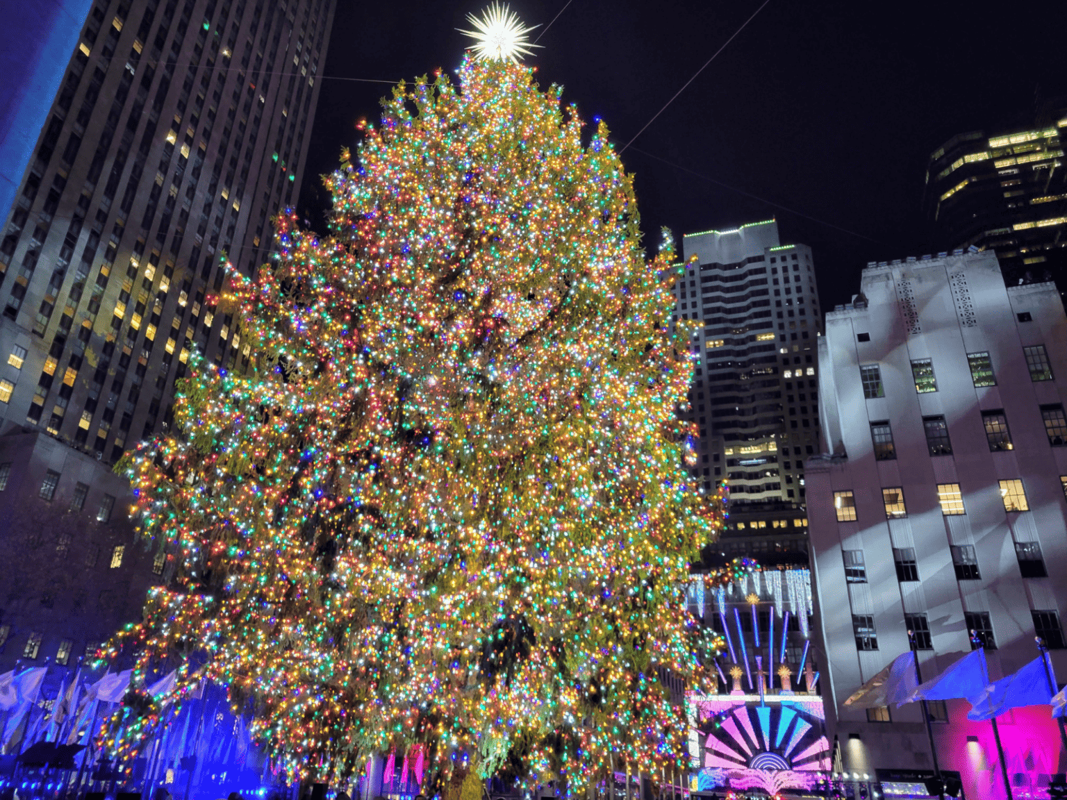 NYC Holiday Lights Tour - USA Guided Tours